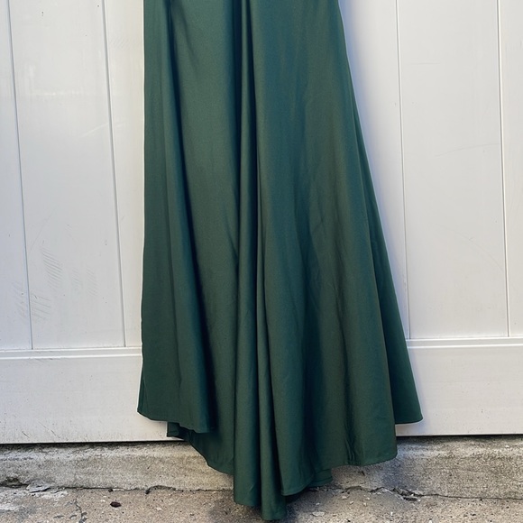 La Femme - Dark Emerald Jersey Prom Dress - Size 10 - Picture 10 of 16